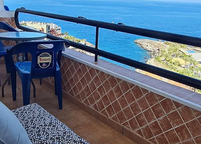 Playa Paraiso アパート アデヘ